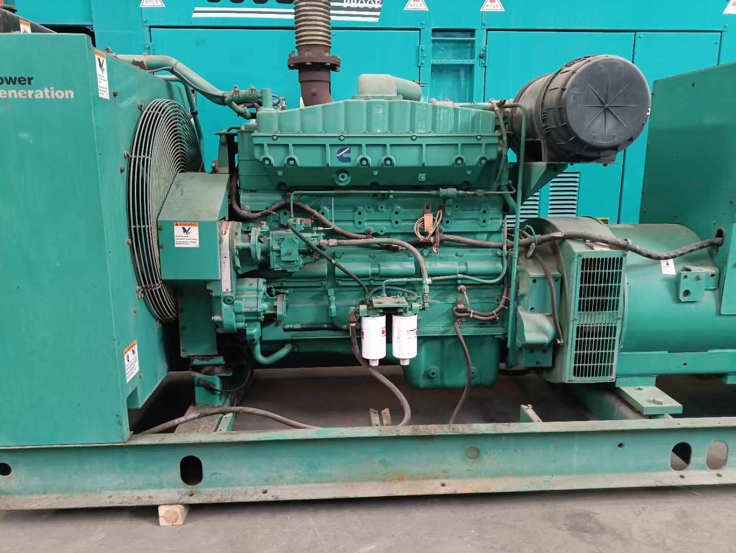 平罗过载会对 600kW 柴油发电机组造成哪些损害？